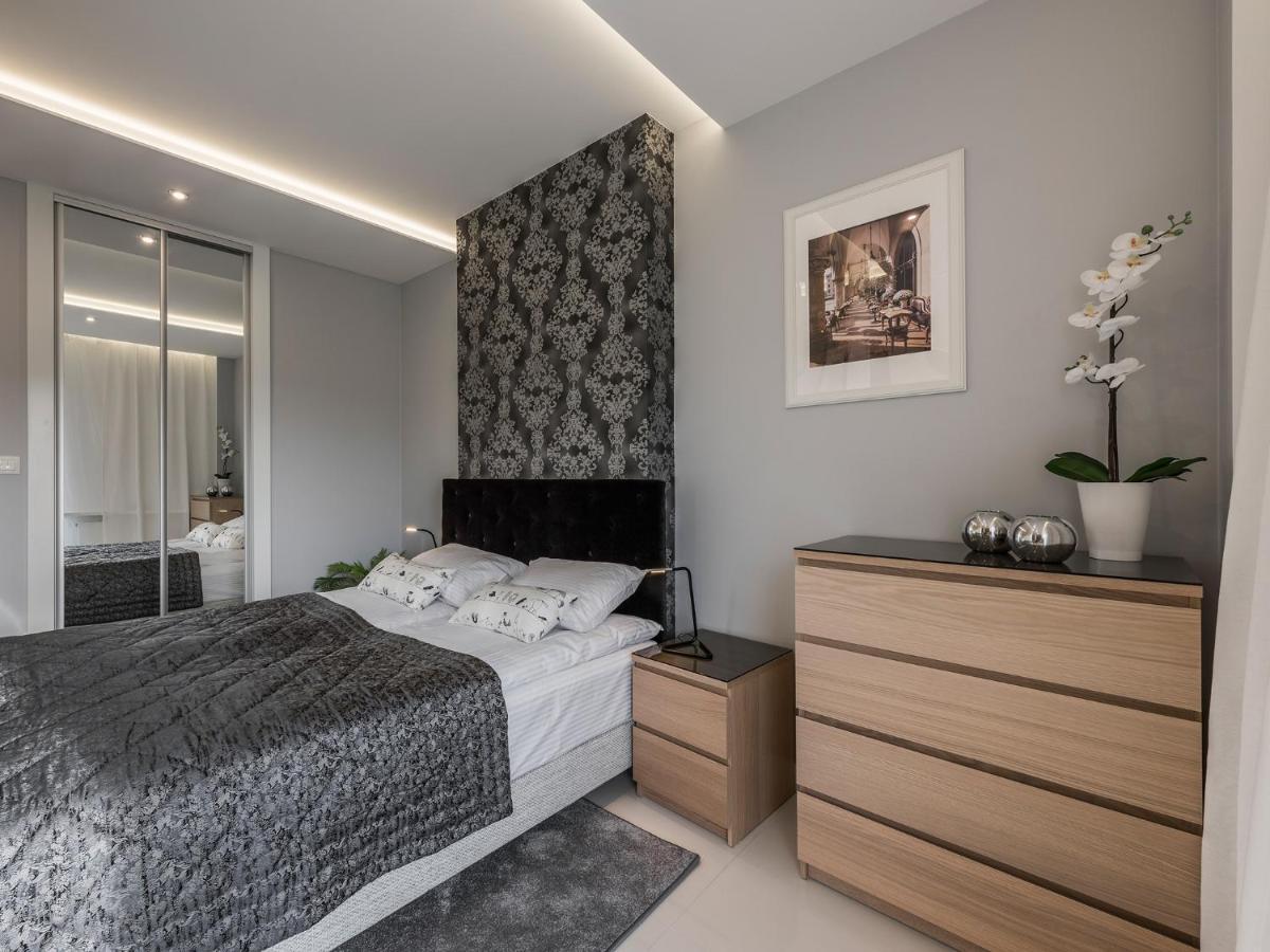 Black Pearl Apartment Cracovia Exterior foto